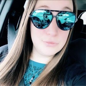 Meet your Posher, Janna